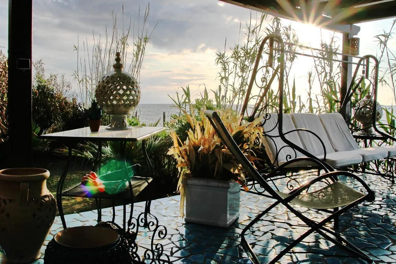 Boutique Villa Con Accesso Privato Alla Spiaggia Caronia